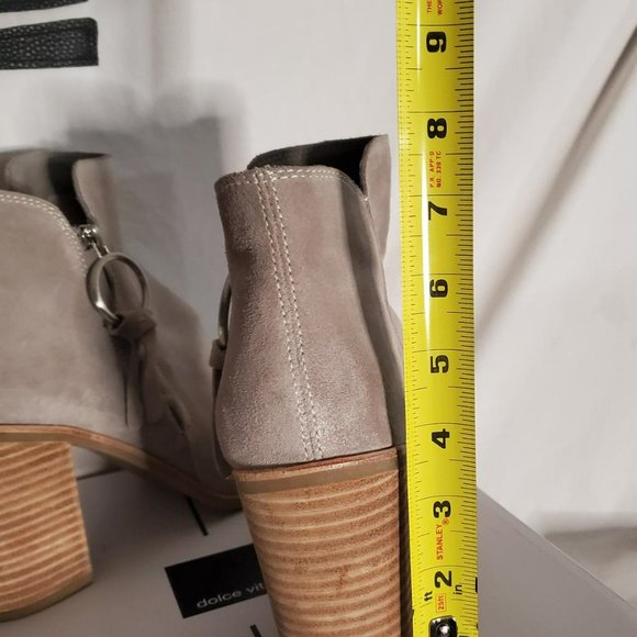 Dolce Vita “Levi” Suede Peep Toe Bootie in Gray Sz 9.5- Shipping Incl - Picture 12 of 15